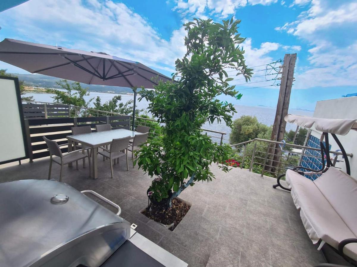 Anemos Seaside Apartment Neos Marmaras Eksteriør billede